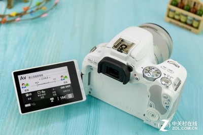 白色迷你單反 佳能EOS 200D 高性價(jià)比入門之選
